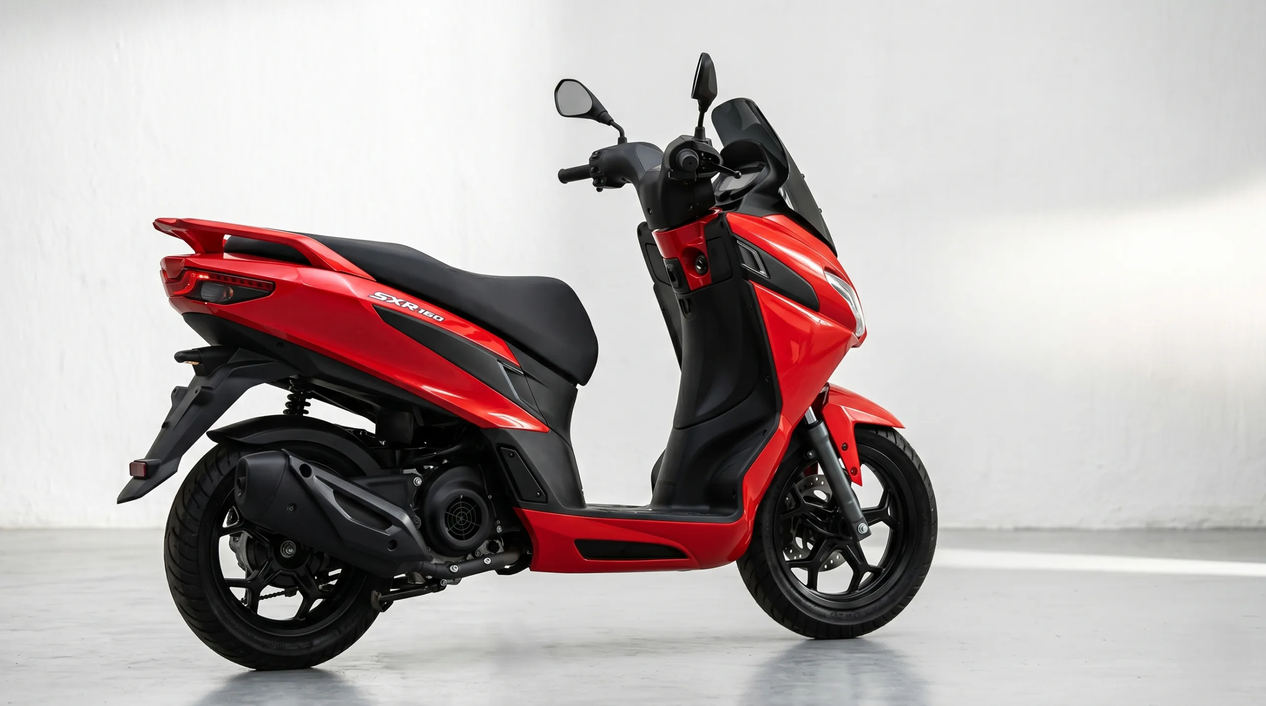 Aprilia SXR 160 premium big wheel scooter