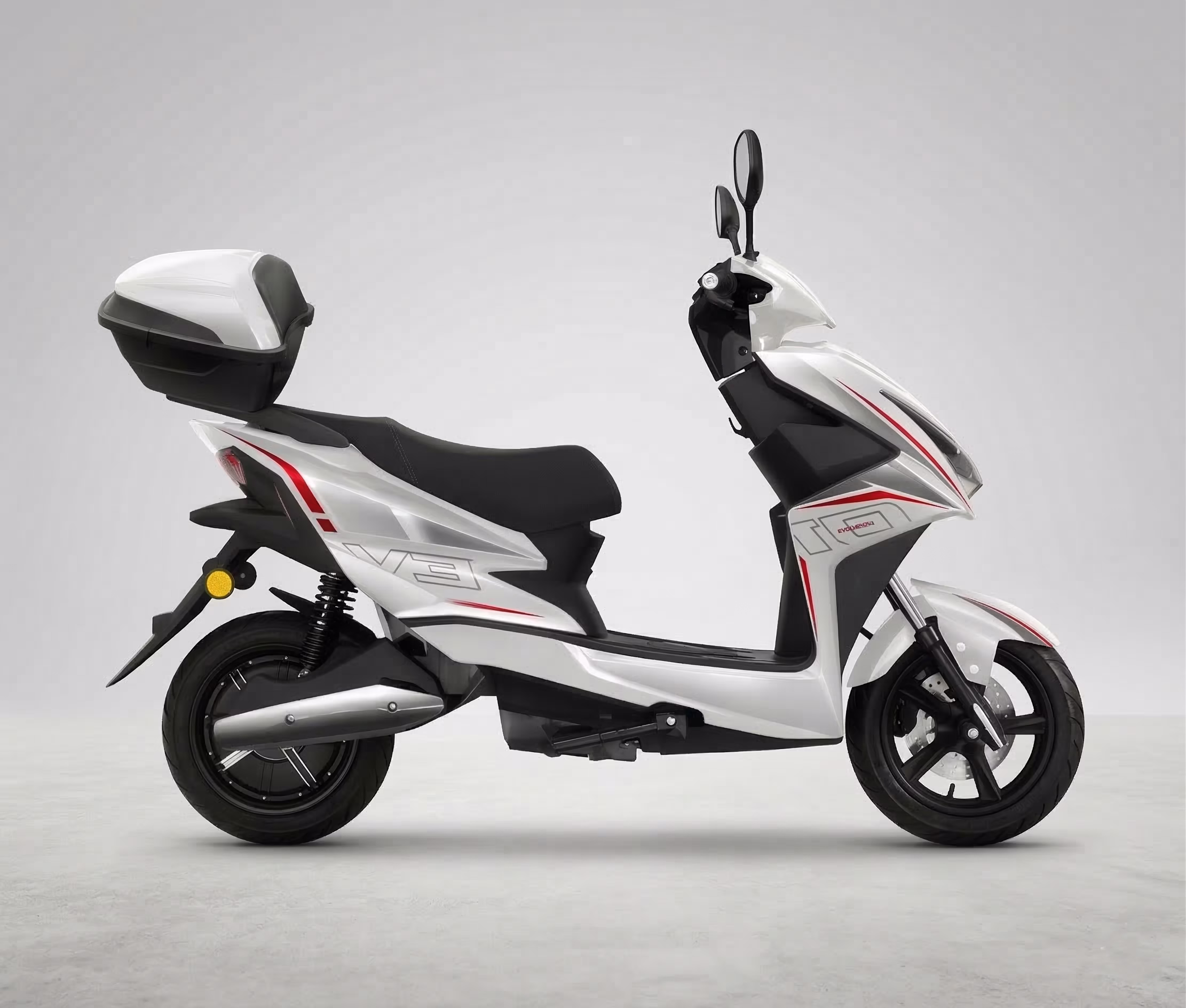 Evolve Nova White electric bike Pakistan 2026